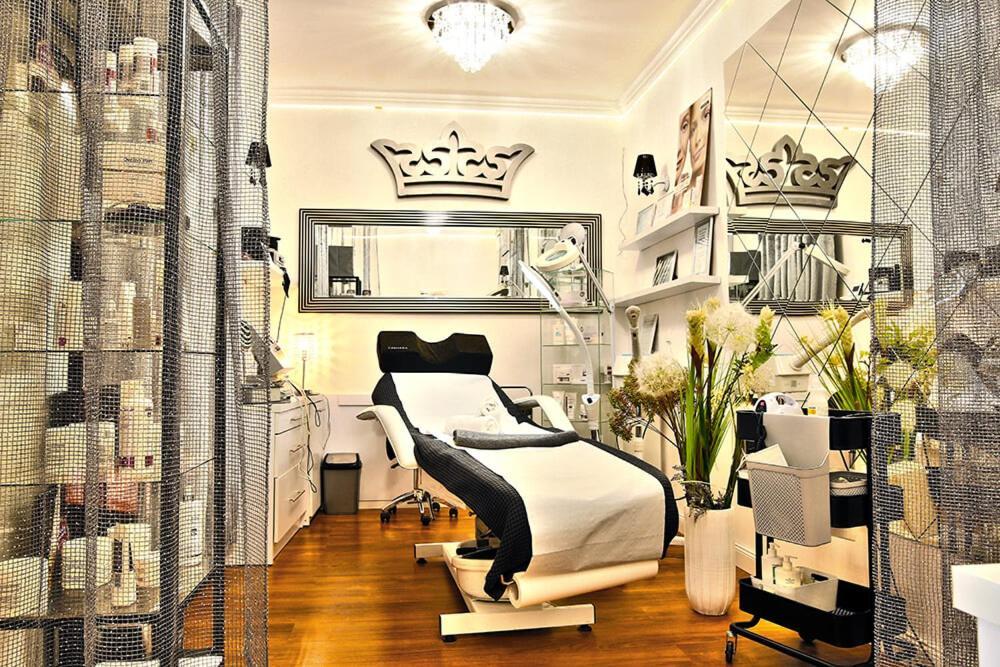 Rezydencja Pod Teznia & Spa Inowrocław Εξωτερικό φωτογραφία