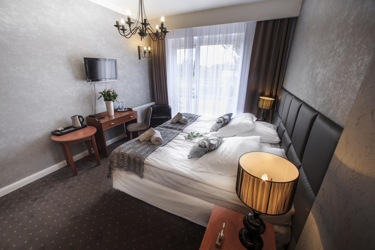 Rezydencja Pod Teznia & Spa Inowrocław Εξωτερικό φωτογραφία