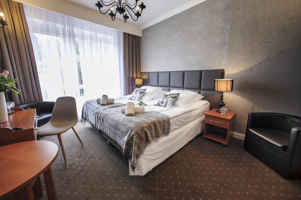 Rezydencja Pod Teznia & Spa Inowrocław Εξωτερικό φωτογραφία