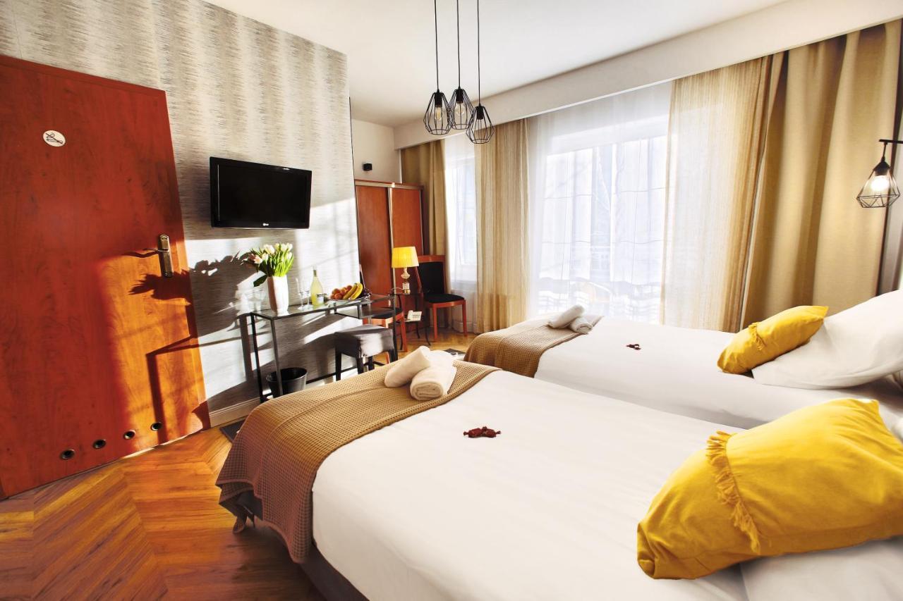 Rezydencja Pod Teznia & Spa Inowrocław Εξωτερικό φωτογραφία